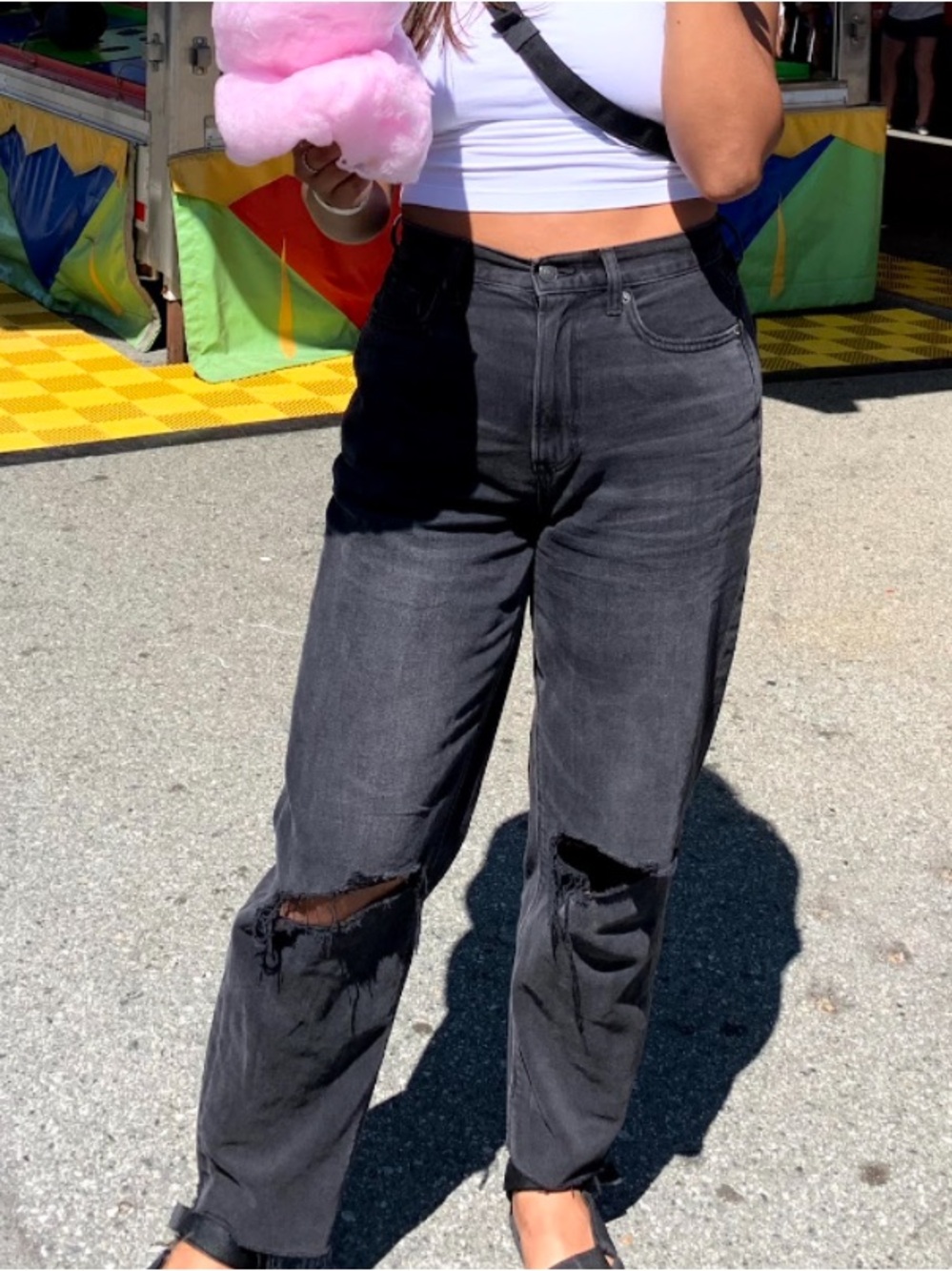 American Eagle Relaxed Mom Jean